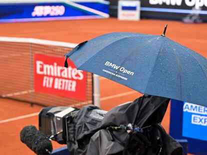 Das Turnier in M&uuml;nchen ist wegen des Regens unterbrochen.