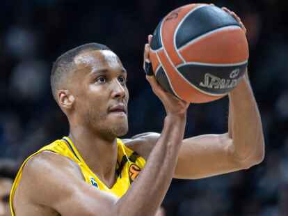 Alba-Fl&uuml;gelspieler Louis Olinde sorgte f&uuml;r die Wende.