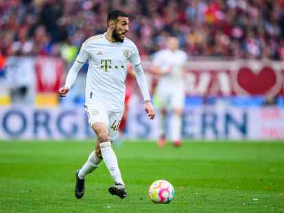 Kommt beim FC&nbsp;Bayern nicht richtig in Tritt:  Noussair Mazraoui.
