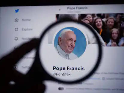 Selbst Papst Franziskus wurde das blaue H&auml;kchen genommen - er ist offenbar kein zahlender Abo-Kunde.