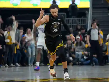 Superstar Stephen Curry f&uuml;hrte die Warriors mit 36 Punkten zum Sieg.