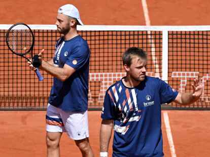 Tim P&uuml;tz (l) und Kevin Krawietz haben in M&uuml;nchen das Finale erreicht.