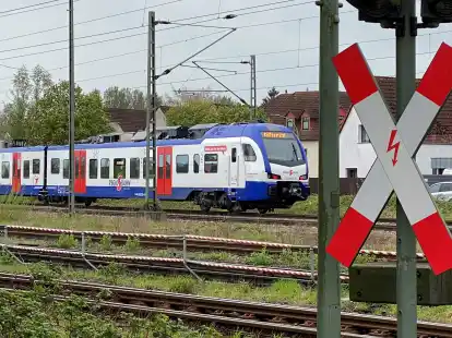 Die Nordwest-Bahn &ndash; Regio-S-Bahnlinie RS 4 &ndash; verkehrt von Nordenham &uuml;ber Brake nach Bremen.