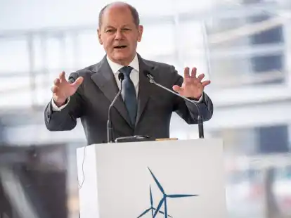 Bundeskanzler Olaf Scholz spricht beim Nordseegipfel in Ostende.
