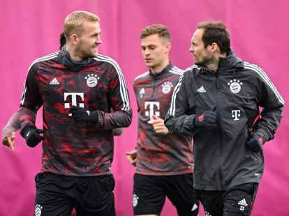 Der Niederl&auml;nder Daley Blind (r) verl&auml;sst die M&uuml;nchener wohl wieder.