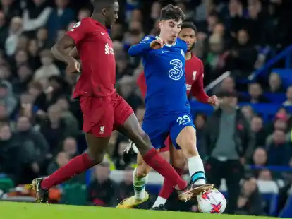 Wird dem FC Chelsea vorerst fehlen: Kai Havertz (r).