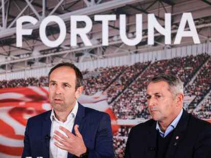 Stellten ein besonderes Projekt im deutschen Fu&szlig;ball vor: Fortuna-Vorstandsboss Alexander Jobst (l) und Klaus Allofs.