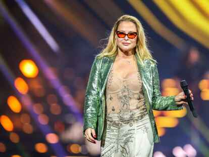 Die amerikanische S&auml;ngerin Anastacia covert die Toten Hosen.