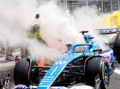 Feuer gefangen: Pierre Gasly hatte im Baku-Training einen Schockmoment zu &uuml;berstehen.