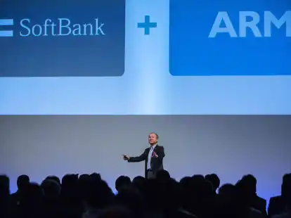 Masayoshi Son, Gr&uuml;nder und CEO&nbsp;von Softbank, w&auml;hrend einer Pressekonferenz. Der Chip-Designer Arm ist ein Schl&uuml;ssel-Unternehmen f&uuml;r die Smartphone-Branche.