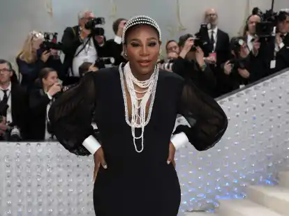 Serena Williams bei der Er&ouml;ffnung der Ausstellung &laquo;Karl Lagerfeld: A Line of Beauty&raquo; im New Yorker Metropolitan Museum of Art.