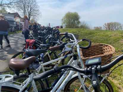 Traditionell kommen die meisten Besucher mit dem Fahrrad.