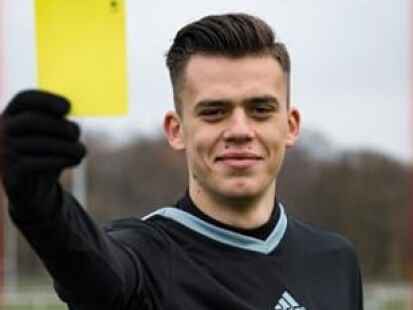 F&uuml;r mehr Respekt im Fu&szlig;ball: Daf&uuml;r setzt sich Pascal &bdquo;Qualle&ldquo; Martin als Schiedsrichter ein.