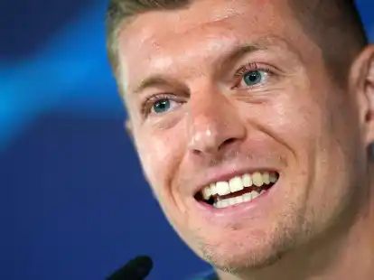 Toni Kroos l&auml;sst sich durch &Auml;u&szlig;erungen aus Endland nicht aus der Ruhe bringen.