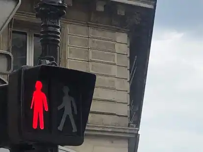 Rote Ampeln werden in Frankreich gerne auch ignoriert.