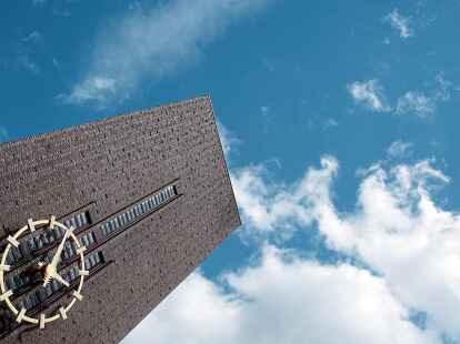 Siebeneinhalb Stunden hat der Rat am Mittwoch &uuml;ber den Haushalt debattiert. Doch nicht alle haben mitgemacht.