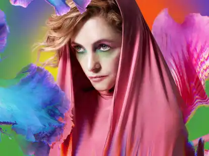 Cover des Albums &laquo;The Love Invention&raquo; von Alison Goldfrapp.
