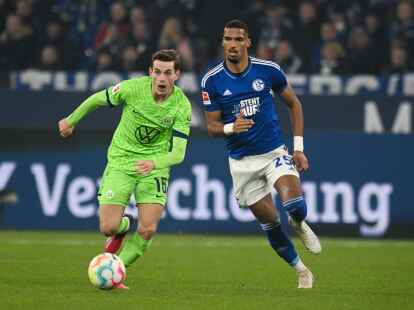 Die Schalker k&ouml;nnen wieder auf Moritz Jenz (r) zur&uuml;ckgreifen.