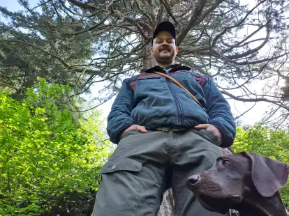 Nun k&uuml;mmert er sich im die W&auml;lder der F&ouml;rsterei Upjever: Jan Fiddy Winkelhake.