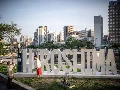 Die Skyline von Hiroshima, Stadt des ersten Atombombenabwurfs im S&uuml;den von Japan. Ab Freitag treffen sich dort die Regierungschefs der G7-Staaten zu einem Gipfeltreffen.