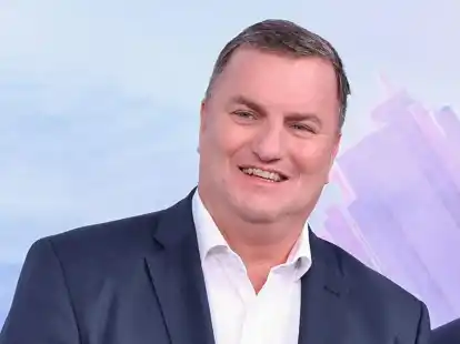 Laut ARD-Sportkoordinator Axel Balkausky wappnet sich die ARD f&uuml;r eine m&ouml;gliche &Uuml;bertragung der Frauen-WM.