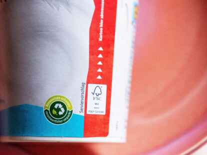 So gut wie jeder Hersteller kann sich nachhaltig auf die Verpackung drucken. Der Verbraucher kann nur schwierig &uuml;berpr&uuml;fen, ob das wirklich stimmt.