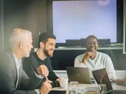 Nicht auf Forderungen fixieren: Wer gute Verhandlungsergebnisse erzielen will, sollte offen f&uuml;r neue Ideen sein.
