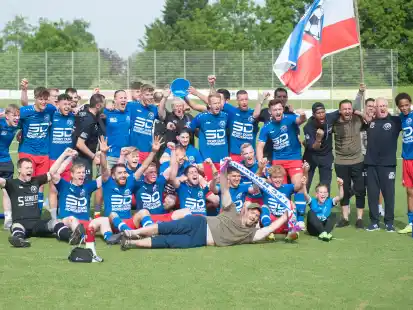 Der 1. FC Nordenham bejubelte den Aufstieg in die Bezirksliga.