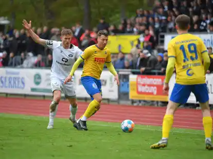 Oliver Rauh (Zweiter von links) spielt in der neuen Saison für den Landesliga-Aufsteiger BV Garrel.