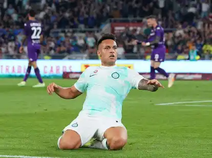 Lautaro Martinez von Inter Mailand jubelt nach seinem Tor zum 2:1.
