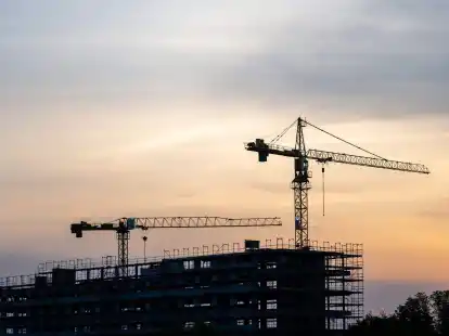 Die deutsche Wirtschaftsleistung ist im ersten Quartal 2023 &uuml;berraschend um 0,3 Prozent geschrumpft.