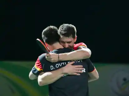 Dimitrij Ovtcharov und Patrick Franziska haben bei der Tischtennis-WM in S&uuml;dafrika das Endspiel im Doppel verpasst.