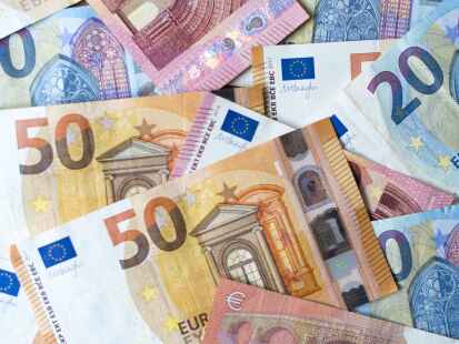 Bald nicht mehr m&ouml;glich? Zahlen mit Banknoten zu 10, 20 und 50 Euro