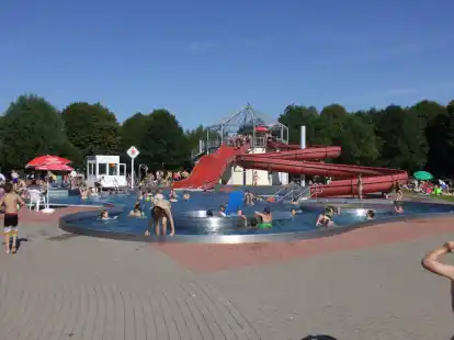 Das Freizeit- und Erlebnisbad Isums er&ouml;ffnet im Juni mit freiem Eintritt.
