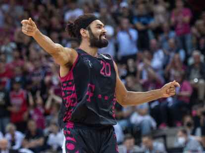 F&uuml;hrte das Scoreboard der Bonner mit 23 Punkten an: Jeremy Morgan.