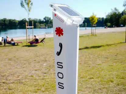 Sind die Gew&auml;sser noch sehr kalt, kann ein Sprung ins Wasser zu einem Schock f&uuml;r den K&ouml;rper f&uuml;hren. Gerade Menschen mit Kreislaufproblemen sollten aufpassen.