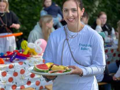 Lecker: F&uuml;rs leibliche Wohl sorgten die Gastgeber mit S&uuml;&szlig;em, Herzhaftem und Gesundem.