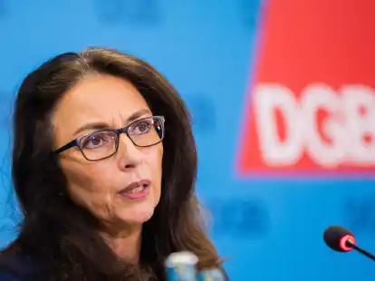 &laquo;Ich hoffe sehr, dass die Bundesregierung sich jetzt zusammenrei&szlig;t&raquo;, sagt die DGB-Vorsitzende Yasmin Fahimi mit Blick auf die hohen&nbsp;Umfragewerte der&nbsp;AfD.