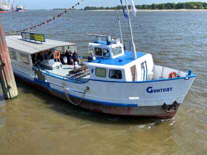 Die F&auml;hre &bdquo;Guntsiet&ldquo; f&auml;hrt wieder t&auml;glich von Brake zum Harriersand.