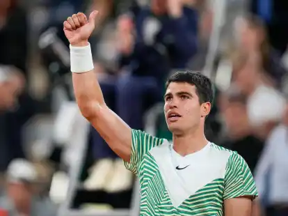 Carlos Alcaraz freut sich auf das Halbfinale gegen Nowak Djokovic.