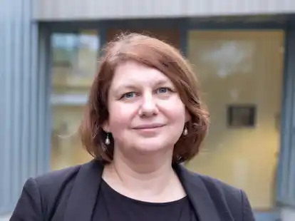 Dr. Yulia Golub ist dem Ruf nach Oldenburg auf die neue Professur f&uuml;r Kinder- und Jugendpsychiatrie und Psychotherapie an der Uni Oldenburg gefolgt. Sie &uuml;bernimmt auch die Leitung der Universit&auml;tsklinik f&uuml;r Kinder- und Jugendpsychiatrie/Psychotherapie.