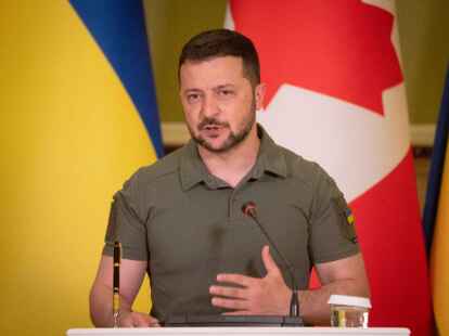 Im Rahmen der Verteidigung liefen Gegenangriffe in der Ukraine, sagt der ukrainische Pr&auml;sident Wolodymyr Selenskyj.