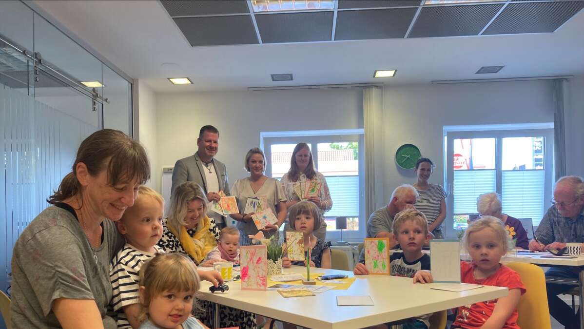 Postkartenaktion gegen Einsamkeit im Landkreis Cloppenburg: Menschen 60