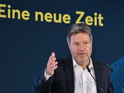 &laquo;Diejenigen, die erneuerbare Energien ausbauen, sollen nicht h&ouml;here Netzentgelte bezahlen als diejenigen, die es nicht tun&raquo; Bundeswirtschaftsminister Habeck in Bad Saarow.