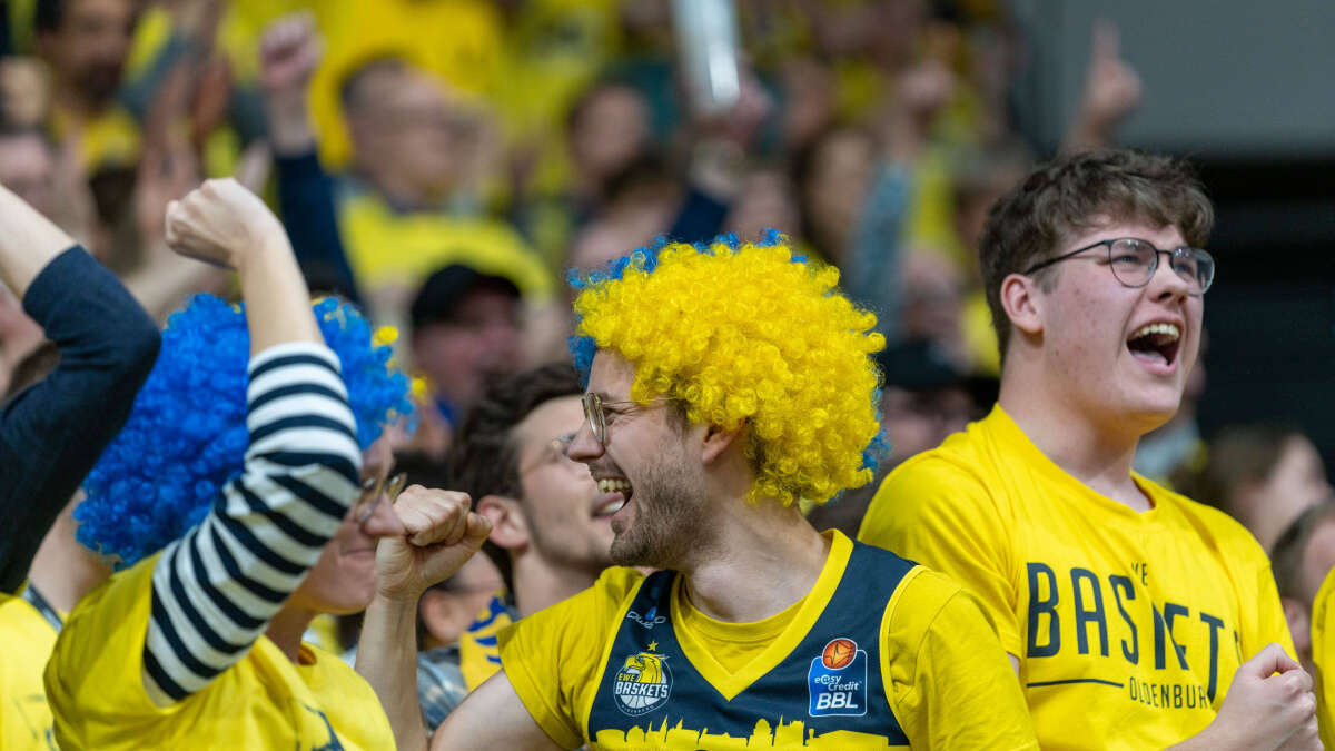 EWE Baskets Oldenburg mit mehr Zuschauern als der VfB Oldenburg