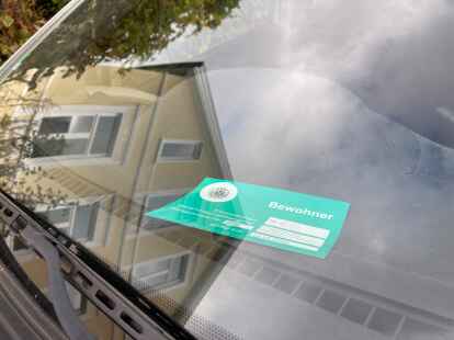 Ein Bewohnerparkausweis in Oldenburg, der aktuell zwischen 80 und 160 Euro im Jahr kostet.