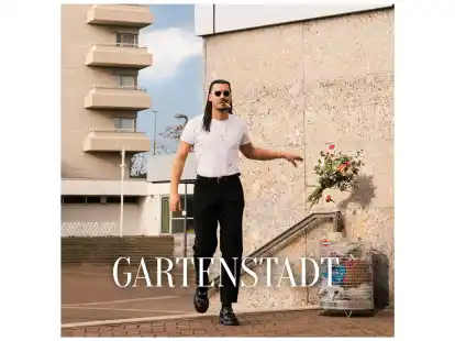 Mit seinem Album &laquo;Gartenstadt&raquo; st&uuml;rmt Apache 207 direkt auf Platz eins der Charts.