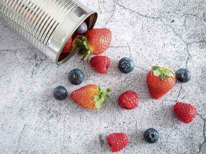 Ob Erdbeeren, Himbeeren oder Heidelbeeren - sie sollten nur kurzfristig aufbewahrt werden. Denn jeder Tag im K&uuml;hlschrank kostet Aroma.