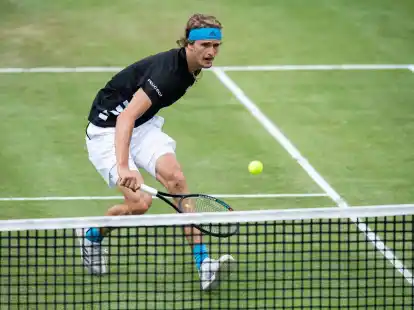 Alexander Zverev muss in Halle gegen Dominic Thiem antreten.