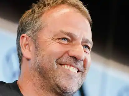 Bundestrainer Hansi Flick bei der Pressekonferenz in Frankfurt.
